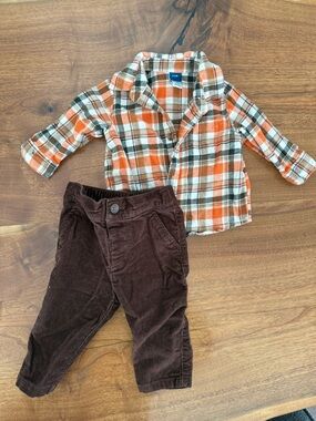 Old Navy Baby Boy Bundle (2 pieces)